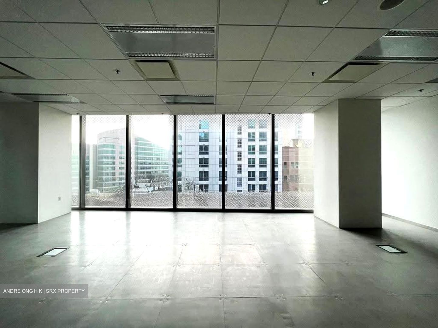 One Raffles Place (D1), Office #638096281
